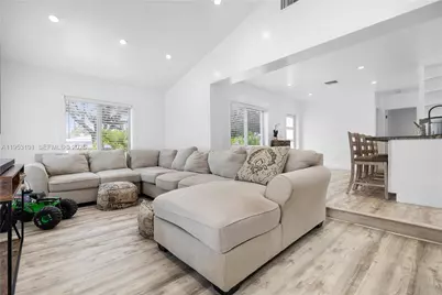 880 Oriole Ave #0, Miami Springs, FL 33166 - Photo 26