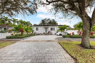 880 Oriole Ave, Miami Springs, FL 33166 - Photo 1