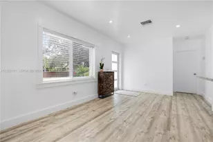 880 Oriole Ave, Miami Springs, FL 33166 - Photo 12