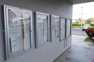 1400 SW 124th Terrace, Pembroke Pines, FL 33027 - Photo 2