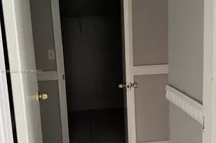 4848 NW 24th Ct, Lauderdale Lakes, FL 33313 - Photo 4