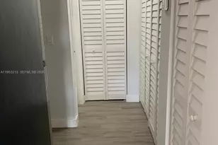 271 NW 177th St, Miami Gardens, FL 33169 - Photo 10