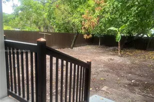 13380 NW 32nd Ave, Opa Locka, FL 33054 - Photo 16