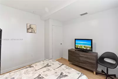 810 7th St #102, Miami Beach, FL 33139 - Photo 10