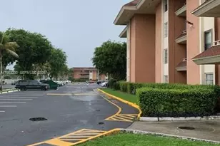 17650 NW 68th Ave, Hialeah, FL 33015 - Photo 24