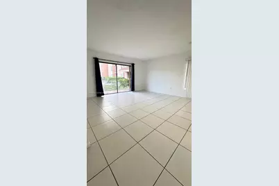 17650 NW 68th Ave #A1005, Hialeah, FL 33015 - Photo 2