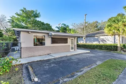 2482 SW Secoffee Ter, Miami, FL 33133 - Photo 4