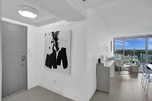 601 NE 36th St, Miami, FL 33137 - Photo 8