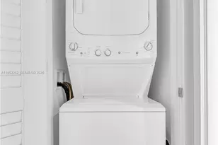 4111 S Ocean Dr, Hollywood, FL 33019 - Photo 48