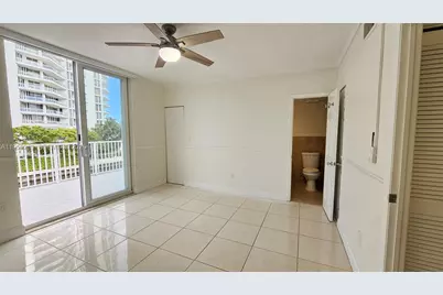 3745 NE 171st St #32, North Miami Beach, FL 33160 - Photo 18