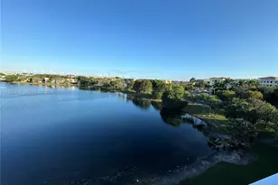 9351 Fontainebleau Blvd, Miami, FL 33172 - Photo 16