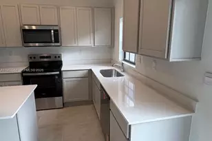 609 NW 6th Terrace, Florida City, FL 33034 - Photo 2