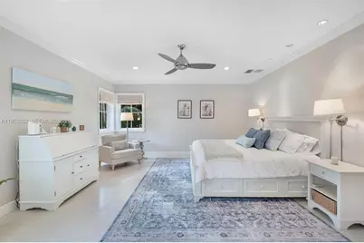 164 W Mashta Dr, Key Biscayne, FL 33149 - Photo 18