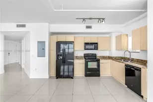 3180 SW 22nd St, Miami, FL 33145 - Photo 20