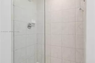 3180 SW 22nd St, Miami, FL 33145 - Photo 22