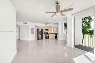 3180 SW 22nd St #601, Miami, FL 33145 - Photo 18