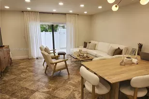 11763 NW 11th St, Pembroke Pines, FL 33026 - Photo 4