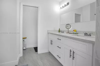 10137 SW 223rd Ter, Cutler Bay, FL 33190 - Photo 10