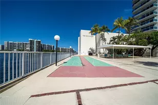 3800 S Ocean Dr, Hollywood, FL 33019 - Photo 22