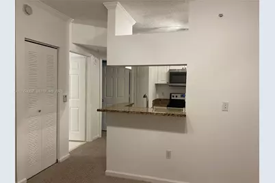 17150 N Bay Rd #2119, Sunny Isles Beach, FL 33160 - Photo 2