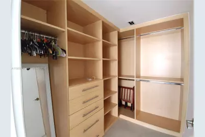 465 Brickell Ave #4402, Miami, FL 33131 - Photo 16