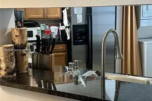 1211 S Independence Dr, Homestead, FL 33034 - Photo 10