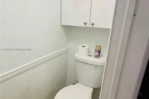 1211 S Independence Dr, Homestead, FL 33034 - Photo 12