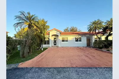 8265 NW 186th St #906, Hialeah, FL 33015 - Photo 2