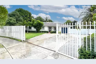 17505 SW 108th Ct, Miami, FL 33157 - Photo 1