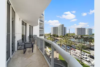 15901 Collins Ave #405, Sunny Isles Beach, FL 33160 - Photo 24