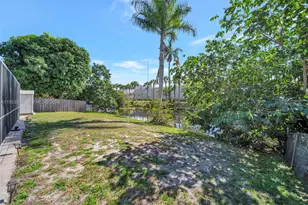 9220 SW 56th St, Cooper City, FL 33328 - Photo 38