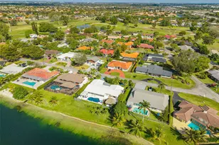 6830 Winged Foot Dr, Hialeah, FL 33015 - Photo 36