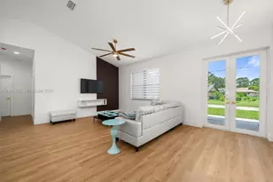 4220 Almeria Ave, Sebring, FL 33872 - Photo 18