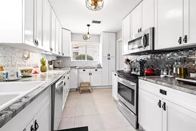 4507 NW 46th St, Tamarac, FL 33319 - Photo 10