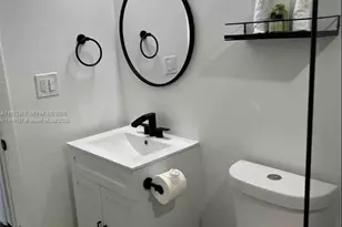 700 NW 214th St, Miami Gardens, FL 33169 - Photo 8