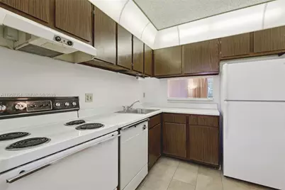 5300 NE 24th Ter #428C, Fort Lauderdale, FL 33308 - Photo 14