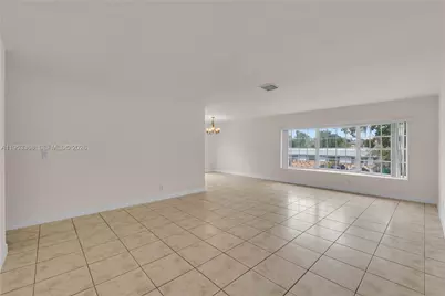 5216 NW 18th Ct #4J, Lauderhill, FL 33313 - Photo 2