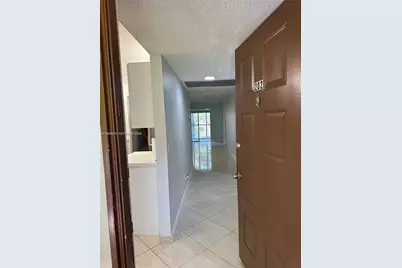 1200 SW 124th Ter #202-O, Pembroke Pines, FL 33027 - Photo 2