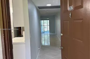 1200 SW 124th Terrace, Pembroke Pines, FL 33027 - Photo 2