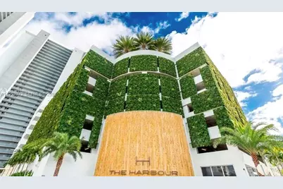 16385 Biscayne Blvd #PH8, North Miami Beach, FL 33160 - Photo 1