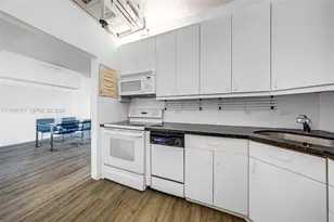 20515 E Country Club Dr, Aventura, FL 33180 - Photo 4