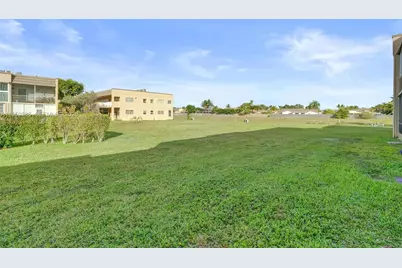 9081 Sunrise Lakes Blvd #107, Sunrise, FL 33322 - Photo 22