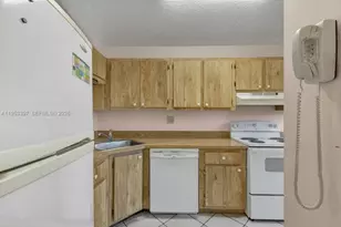 1748 NW 72nd Ave, Plantation, FL 33313 - Photo 10