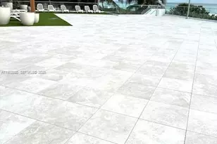 7135 Collins Ave, Miami Beach, FL 33141 - Photo 4