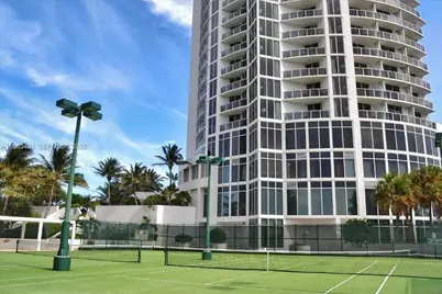 18001 Collins Ave #1111, Sunny Isles Beach, FL 33160 - Photo 32