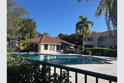 8329 Coral Lake Dr #8329, Coral Springs, FL 33065 - Photo 4