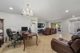 7630 Embassy Blvd, Miramar, FL 33023 - Photo 10