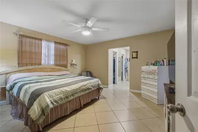 7630 Embassy Blvd, Miramar, FL 33023 - Photo 14
