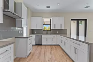 22451 SW 118th Ave, Miami, FL 33170 - Photo 10