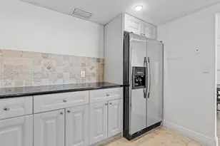 2851 NE 183rd St, Aventura, FL 33160 - Photo 10